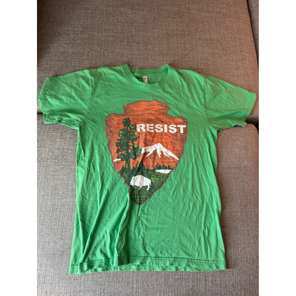 American Apparel Resist National Park Arrowhead Graphic T-Shirt Green Mens M